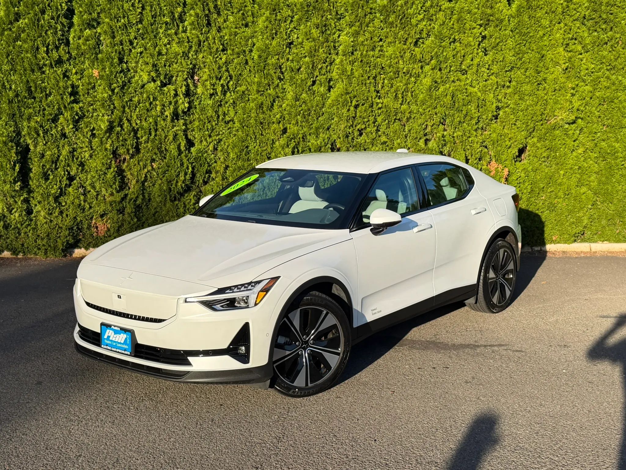 2024 POLESTAR 2 LONG RANGE DUAL MOTOR HATCHBACK 4D