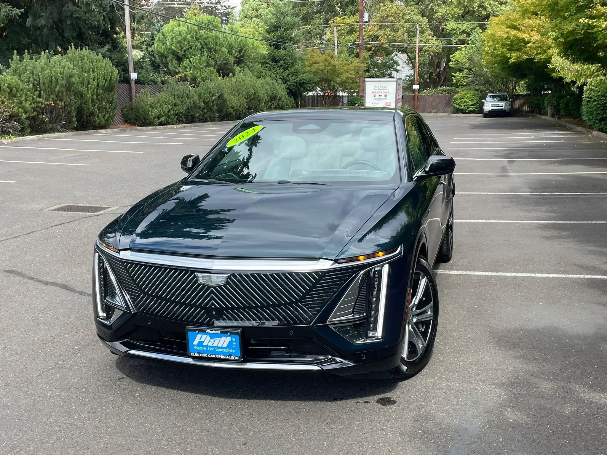 2024 CADILLAC LYRIQ LUXURY 1 SPORT UTILITY 4D